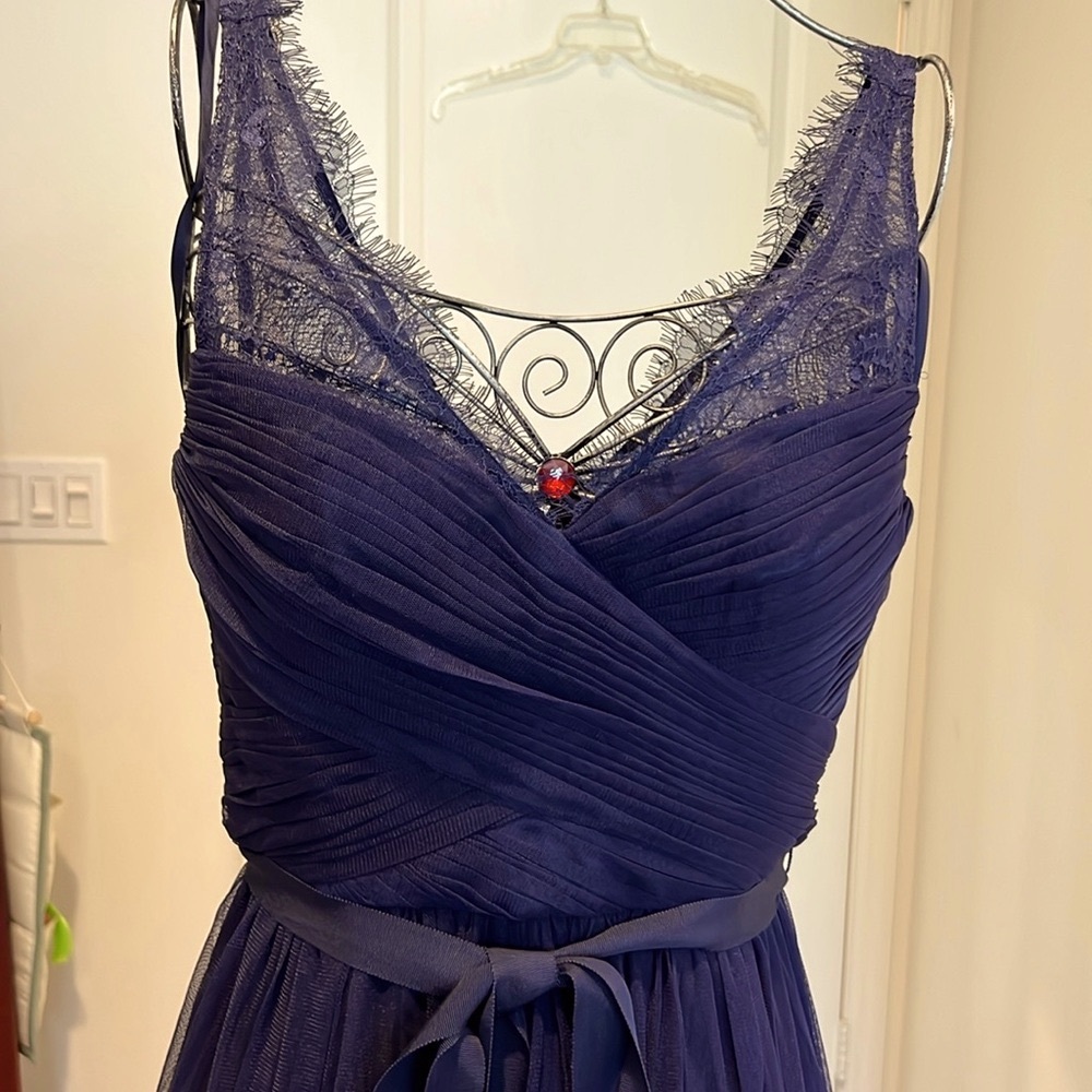 Maxi dress Size 6. Built in bra. Only worn once.